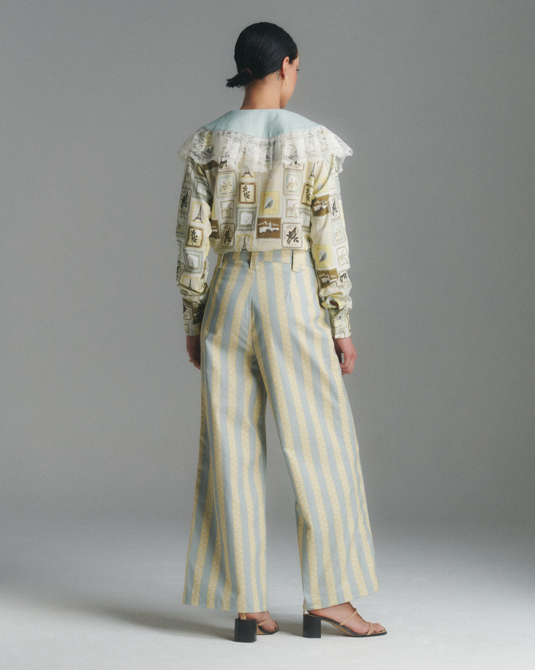 Blusa cuello encaje Le Champagne Tour